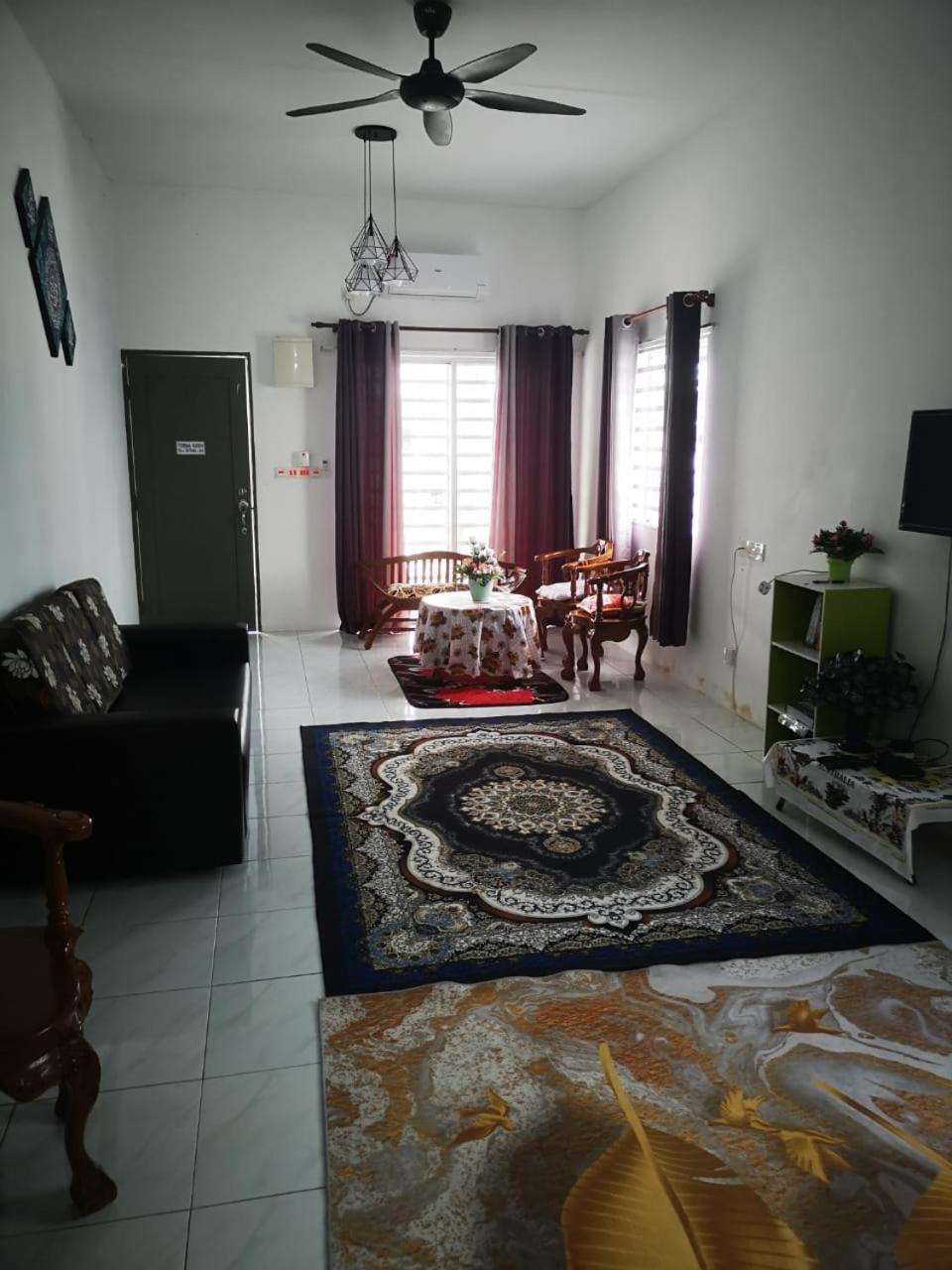 Homestay D'Mama Ifor Muslimi Tanjong Malim Quarto foto